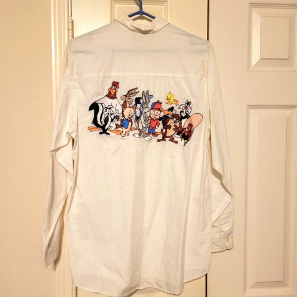 Vintage Looney Tunes Button Down Shirt - Size Small roomy fit. 1990s Novel Teez